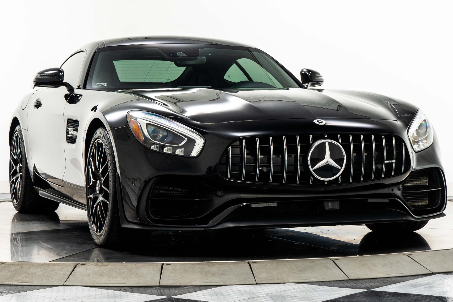S*N様 AUTOart MERCEDES-AMG GT S ブラック 1/18 AUTOart Mercedes-Benz AMG GTS GT S (Gloss Black) Car Model