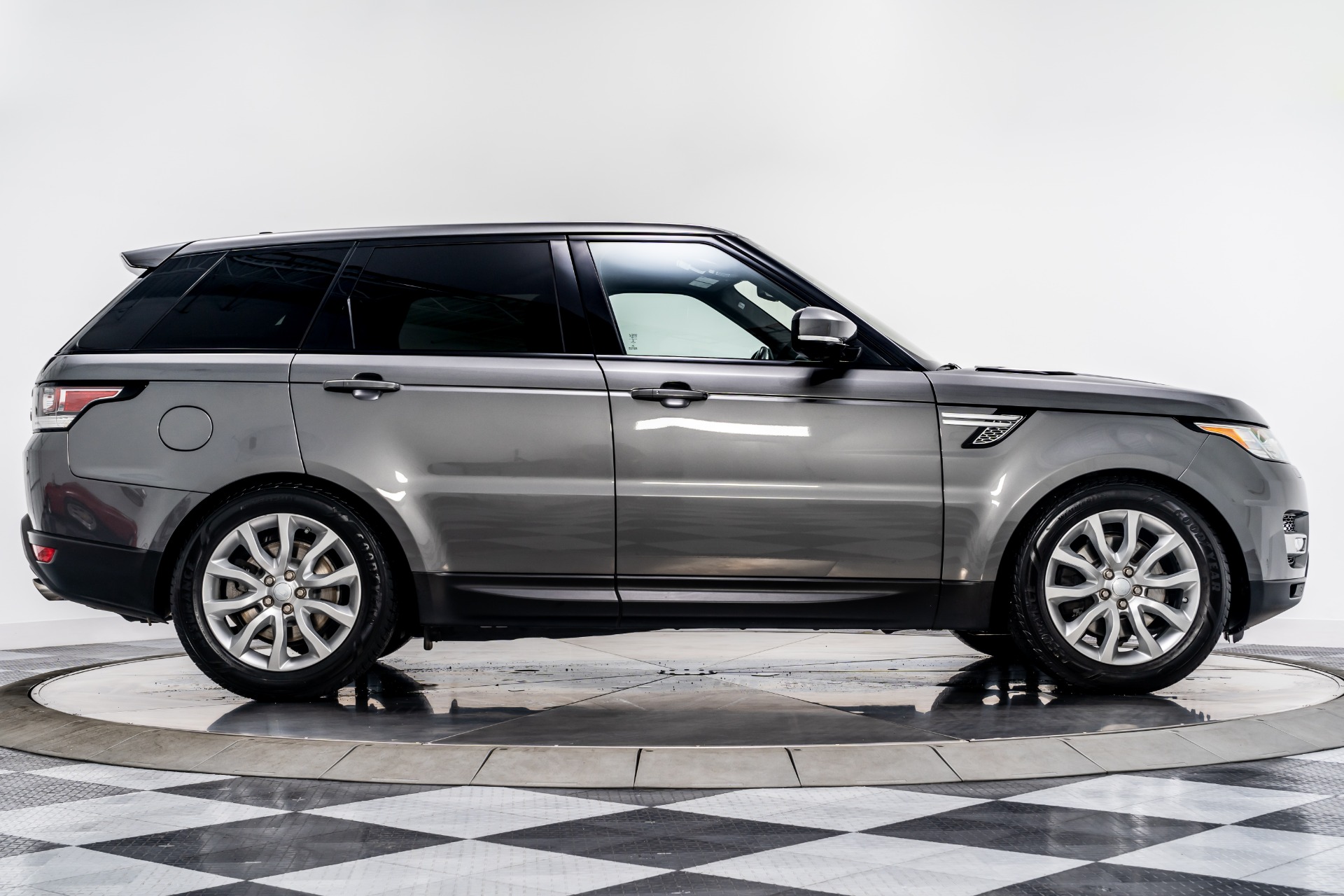 Range Rover Sport Hse For Sale Used  . The Range Rover Sport Hse Is An Absolutely Fantastic Ride, And The 8 Cylinders Give This Suv A Beast Mode Mentality.