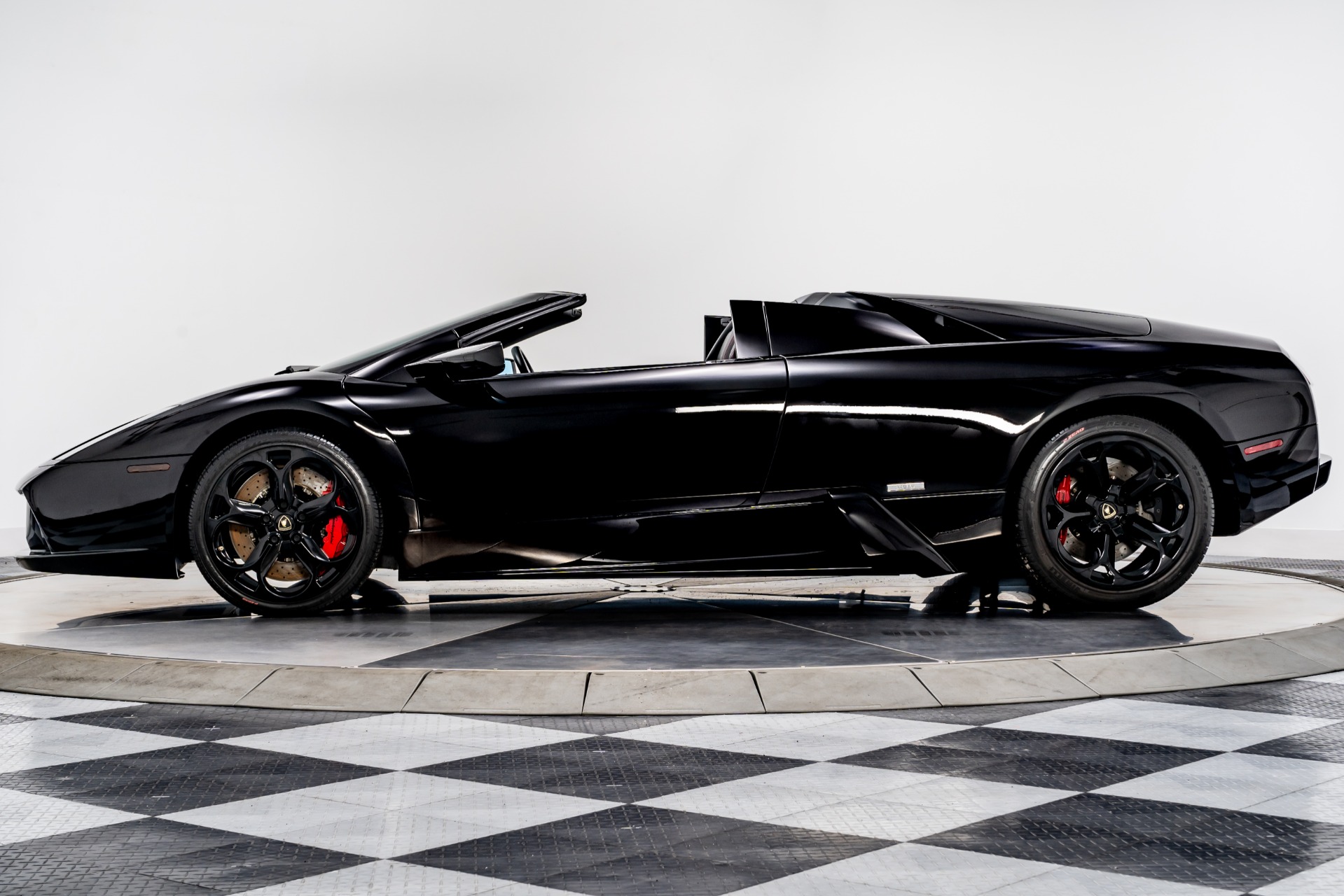 Nero Aldebaran Lamborghini Murcielago Roadster with Nero Perseus