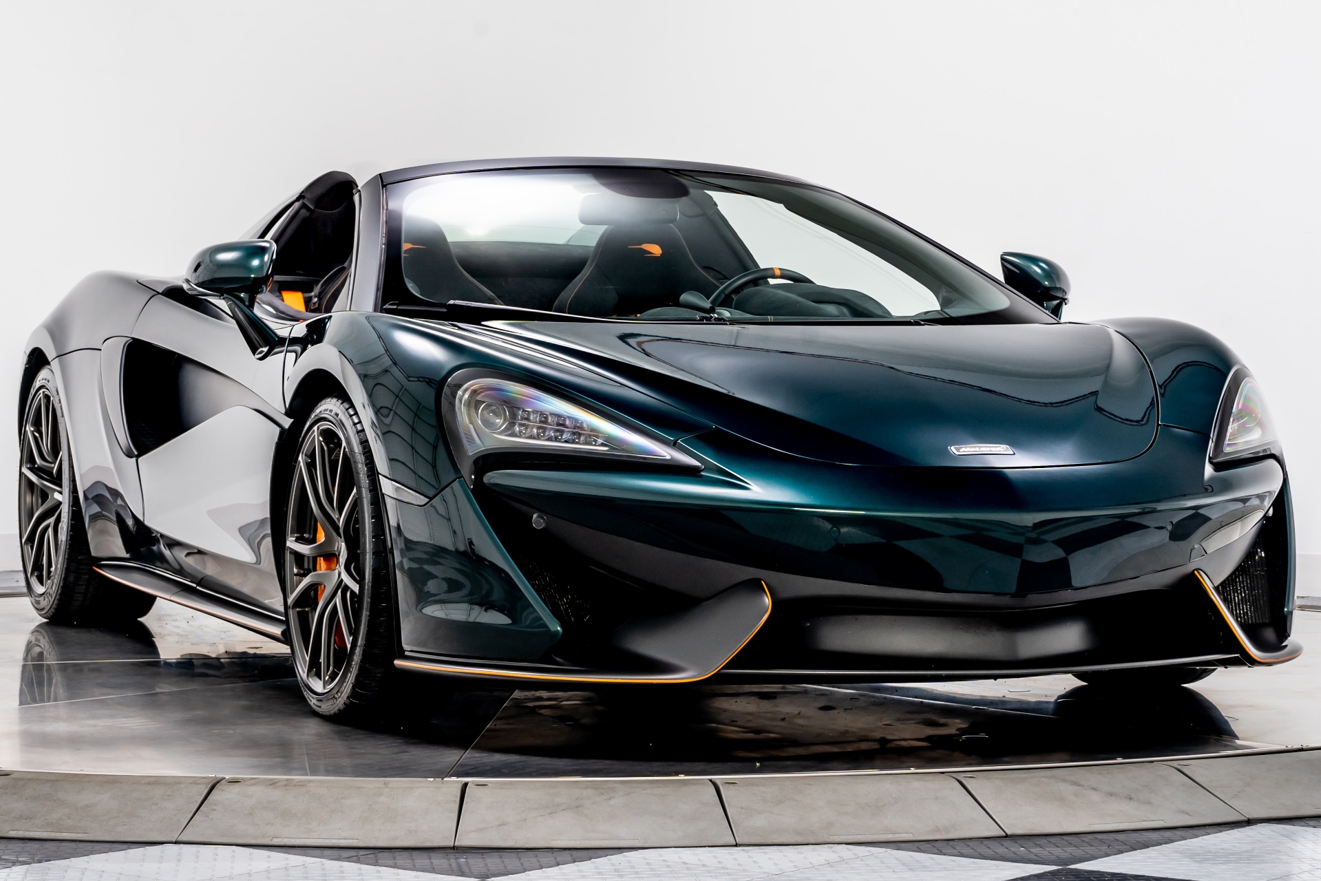 McLaren Racing Green McLaren 570S Spider with Jet Black with