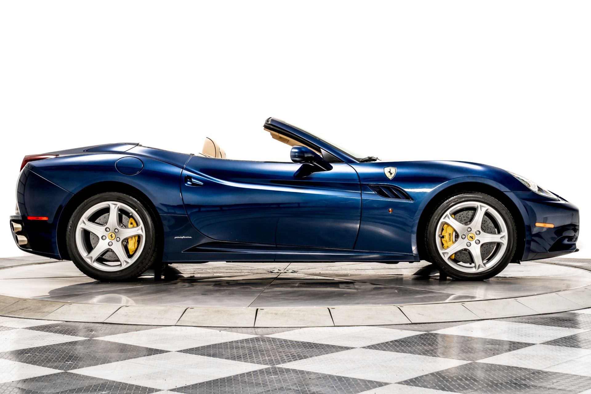 Ferrari California T シャーシ番号 227231