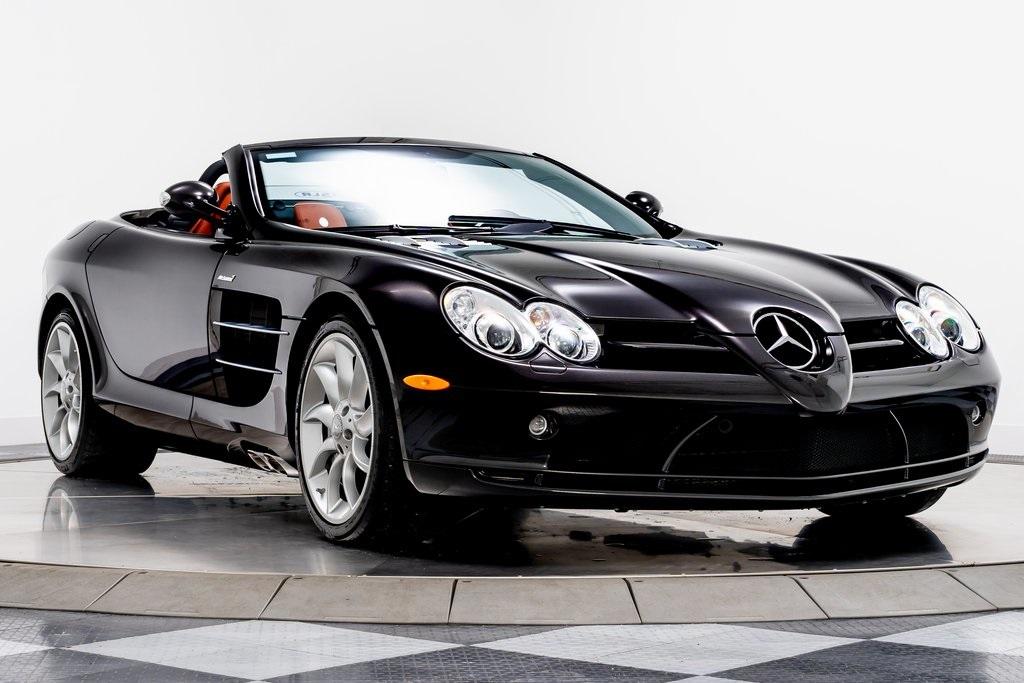 Crystal Cassiterite Black Mercedes-Benz SLR McLaren Roadster with