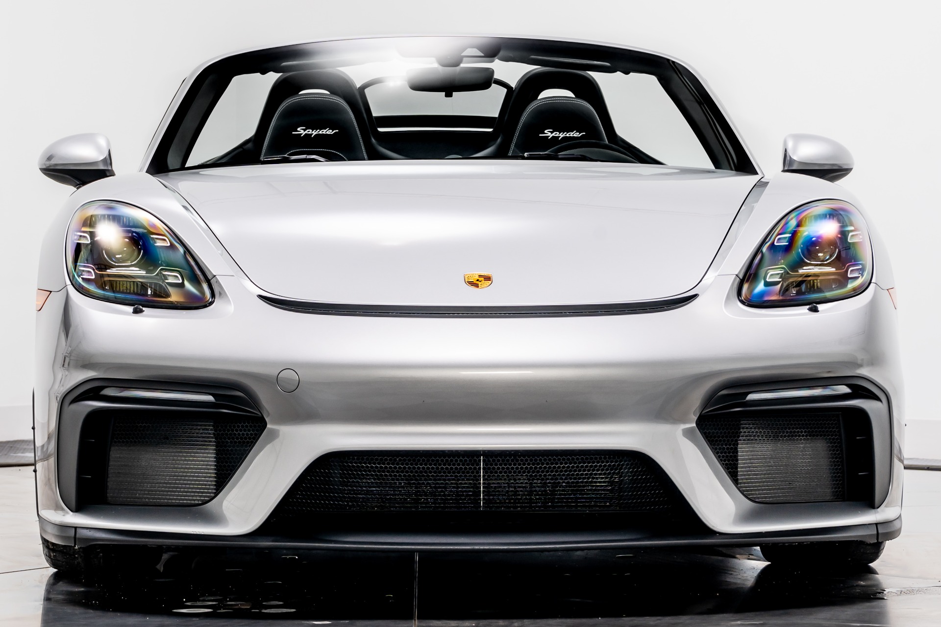 GT Silver Metallic Porsche 718 Boxster Spyder with Black w/ Silver
